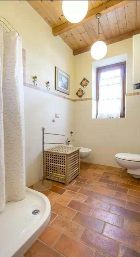 Villa Casa Mazzocchi Vista Su Poppi Exterior foto